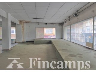 Local comercial en alquiler en Gràcia en Sabadell