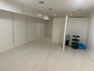 Local comercial en alquiler en Campo San Francisco - Plaza de América en Oviedo