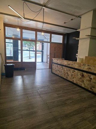 Local comercial en alquiler en Calvario - Santa Rita en Vigo