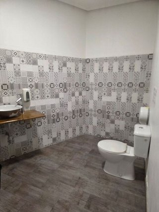 Local comercial en alquiler en Calvario - Santa Rita en Vigo