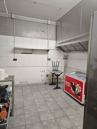 Local comercial en alquiler en Calvario - Santa Rita en Vigo