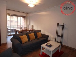 Piso en alquiler en Ermitagaña - Mendebaldea en Pamplona
