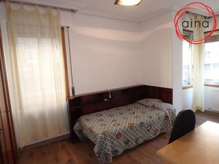 Piso en alquiler en Ermitagaña - Mendebaldea en Pamplona