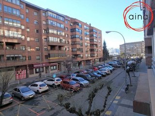 Piso en alquiler en Ermitagaña - Mendebaldea en Pamplona