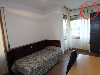 Piso en alquiler en Ermitagaña - Mendebaldea en Pamplona