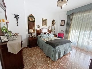 Chalet en venta en Lucena
