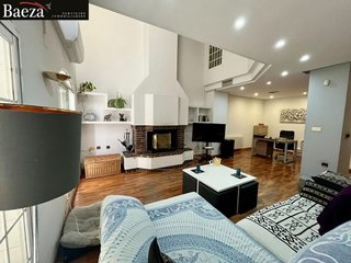Chalet en venta en Petrer