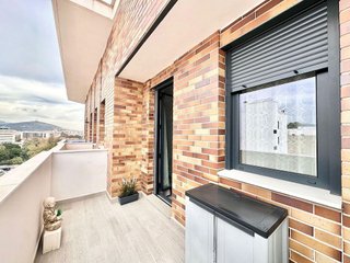 Dúplex en venta en Parque Victoria Eugenia en Málaga