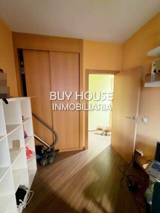 Piso en venta en Velilla de San Antonio