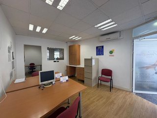Local comercial en alquiler en Ensanche - Diputación en Alicante