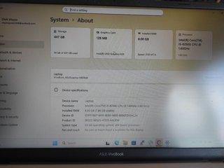 ASUS VivoBook 14 i5 8GB RAM 447GB SSD