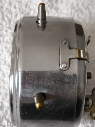 ANTIGUO RELOJ DESPERTADOR "TITAN" AÑO 1920-30