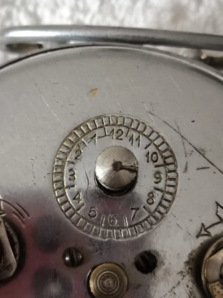 ANTIGUO RELOJ DESPERTADOR "TITAN" AÑO 1920-30