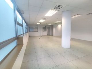 Oficina en alquiler en Sant Joan Despí