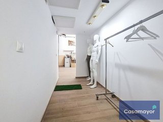Local comercial en alquiler en Mercado en Alicante