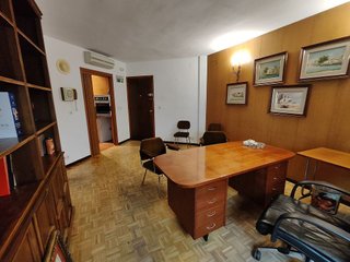 Local comercial en alquiler en La Seu en Valencia