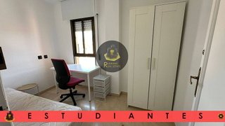 Piso en alquiler en Barrio de Zaidín en Granada