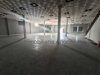 Nave industrial en alquiler en Lucena