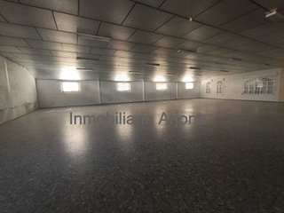 Nave industrial en alquiler en Lucena