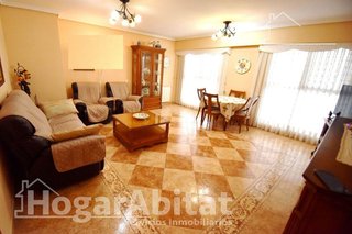 Casa adosada en venta en Cariñena - Carinyena en Villarreal