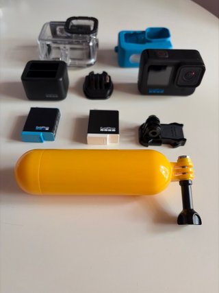 OFFERTA GoPro Hero 10 + Accessori