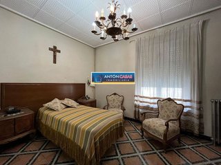 Chalet en venta en Novelda