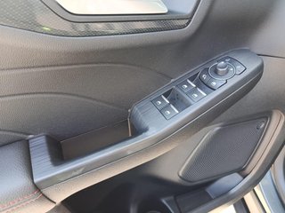 Ford Kuga ST-Line 2.5 Duratec FHEV 140kW Auto