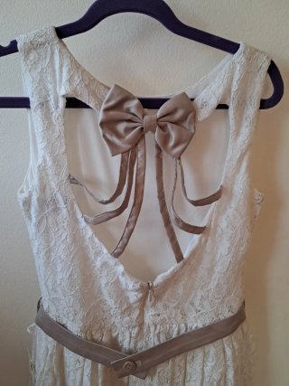 Vestido fiesta niña encaje lazo beige
