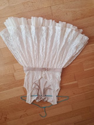 Vestido fiesta niña encaje lazo beige