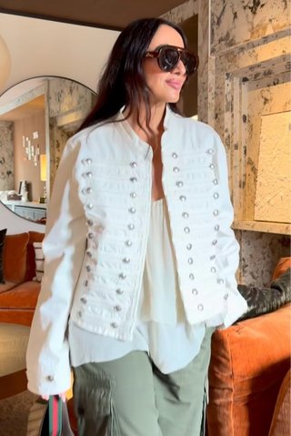 Chaqueta denim entallada botones T/XS. Zara