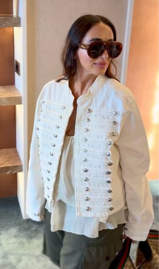 Chaqueta denim entallada botones T/XS. Zara
