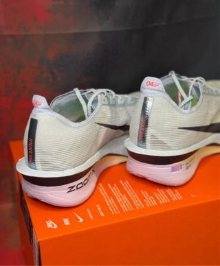 Nike Vaporfly 4 Zapatillas Blanco/Negro