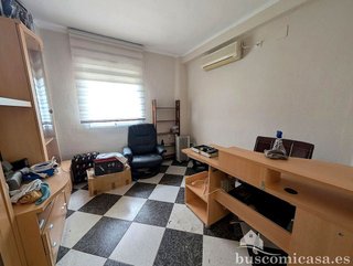 Piso en venta en Linares