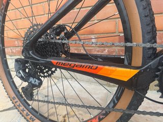 URGE VENDER  Megamo Track Talla L