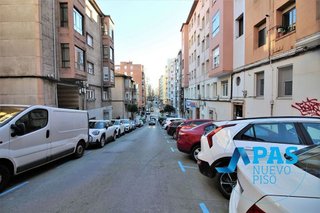 Local comercial en venta en Centro - Ayuntamiento en Santander