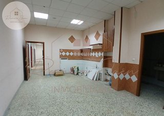 Local comercial en venta en San Ildefonso - Catedral en Jaén