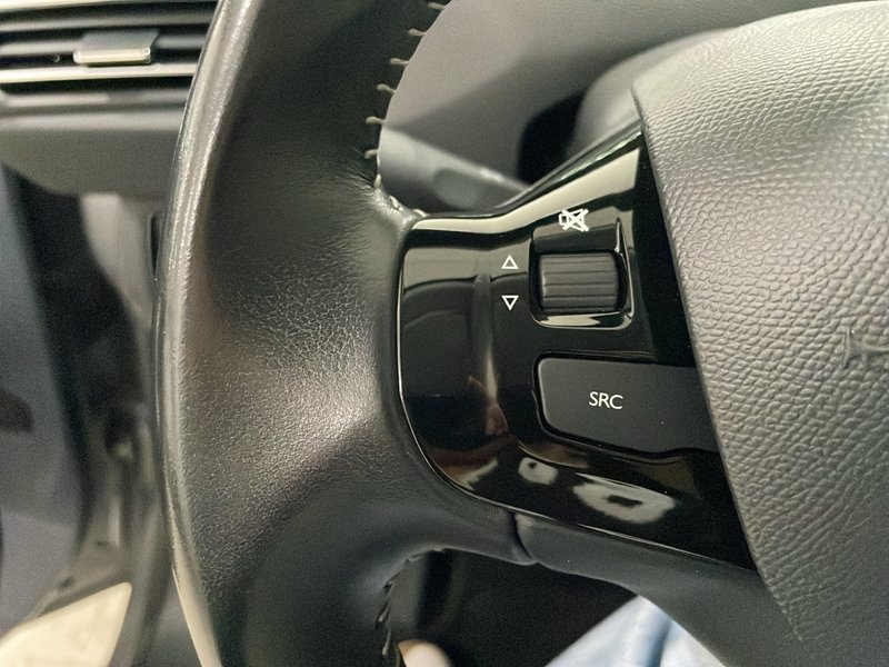 Peugeot 308 2020, foto 29