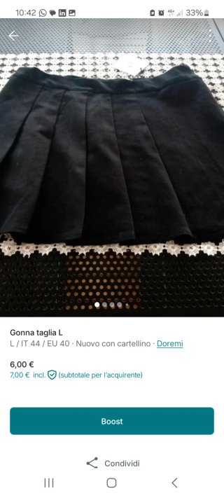 Gonna nera a pieghe