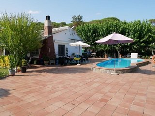 Chalet en venta en Vidreres