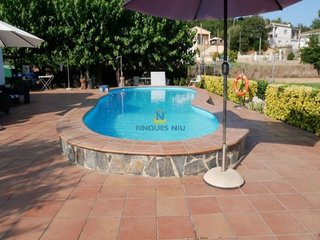 Chalet en venta en Vidreres