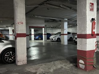 Garaje en venta en Eixample Sud – Migdia en Girona