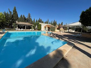 Chalet en alquiler en Crevillent