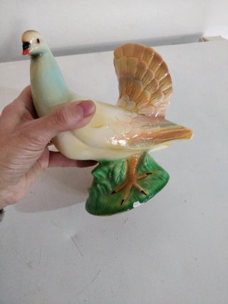 Paloma de escayola decorativa