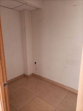 Local comercial en alquiler en Utebo