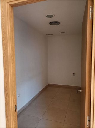 Local comercial en alquiler en Utebo