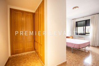 Piso en alquiler en Garbinet en Alicante