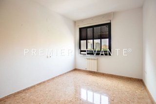 Piso en alquiler en Garbinet en Alicante