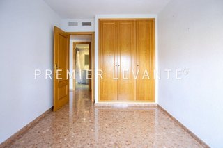 Piso en alquiler en Garbinet en Alicante