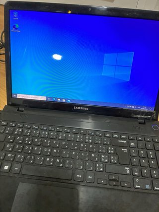 Portátil Samsung 15.6" + Cargador + Maletín Targus