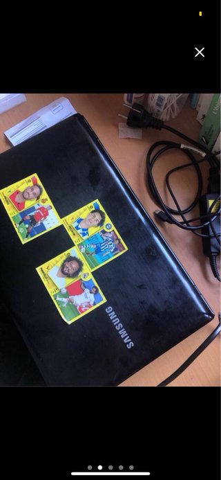 Portátil Samsung 15.6" + Cargador + Maletín Targus